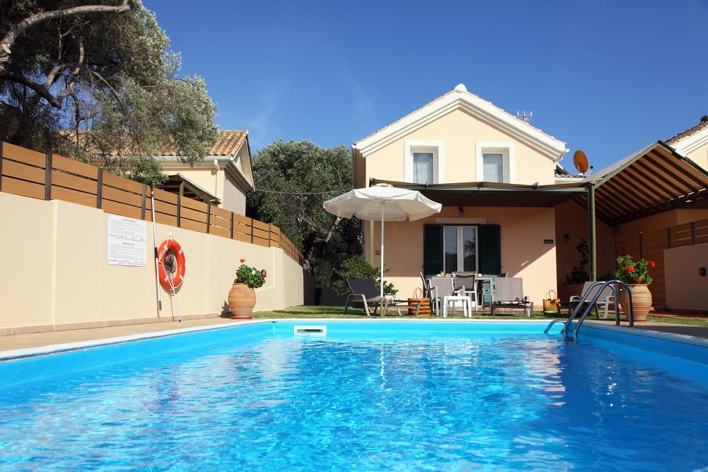 Kydonies Villas Frinion Exterior photo
