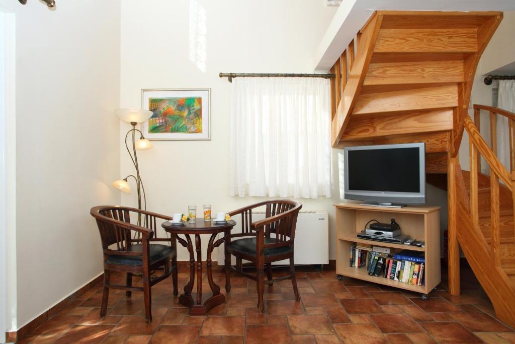 Kydonies Villas Frinion Room photo